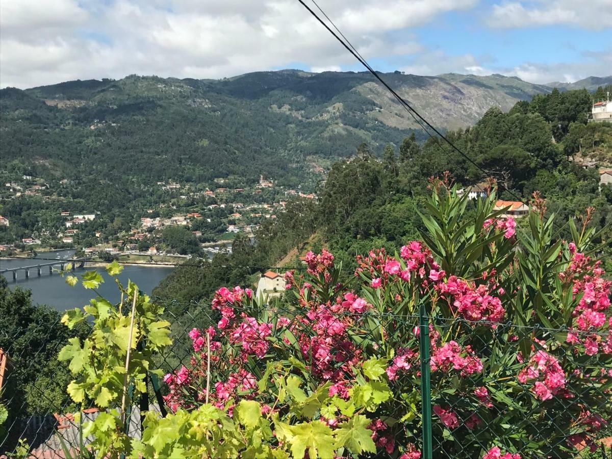 Casa Da Lage - Lareiras - Lenha - Vistas - Geres Villa Esterno foto